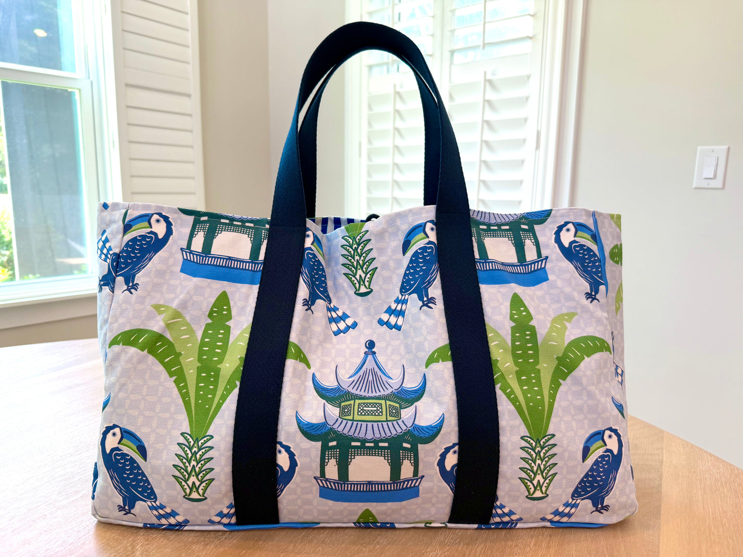Mahjong Carryall Tote - Toucan Pagodas