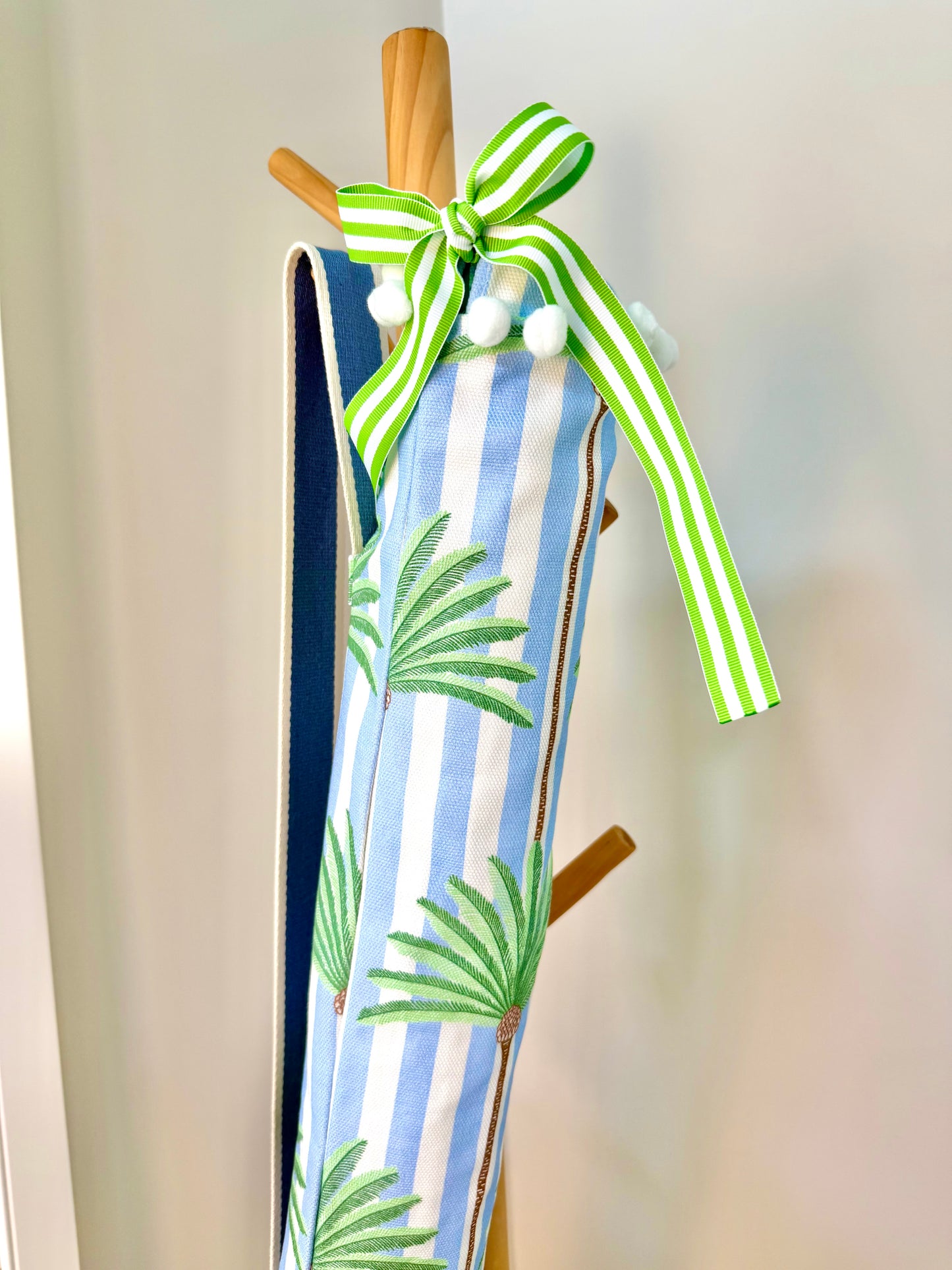 Blue Palm Mat Bag