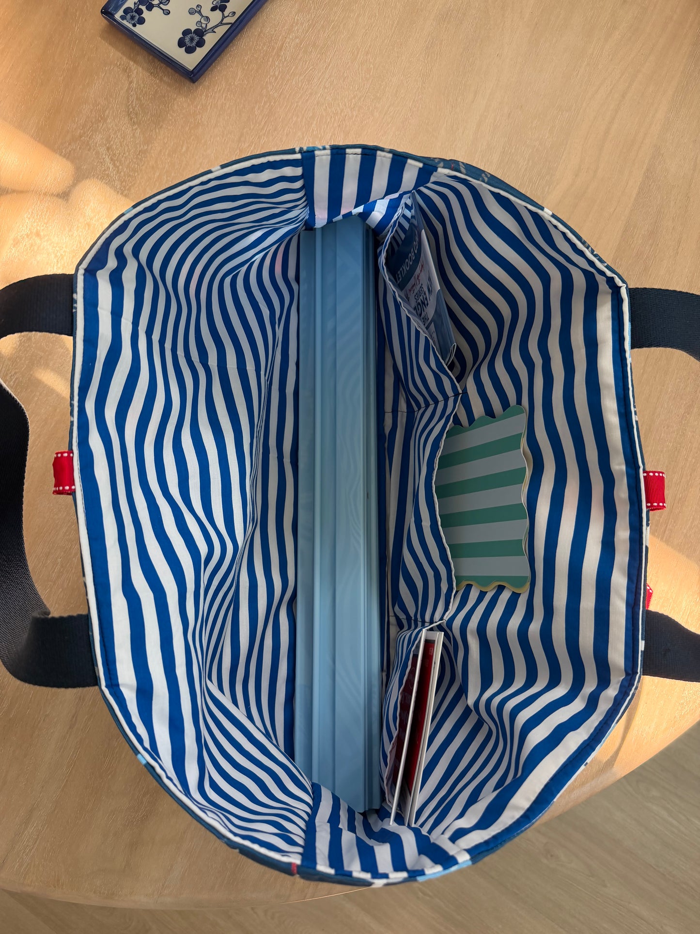 Mahjong Carryall Tote Summer Buoys