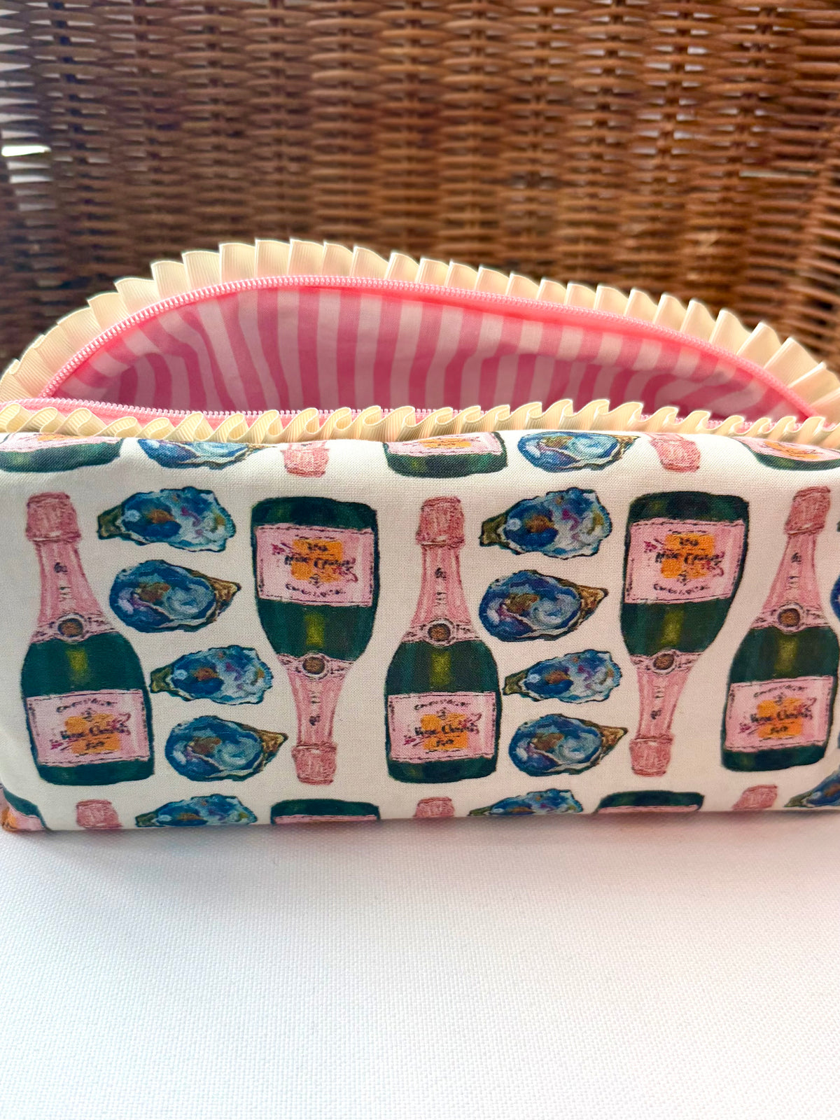 Champagne & Oysters Mahjong Tile Bag