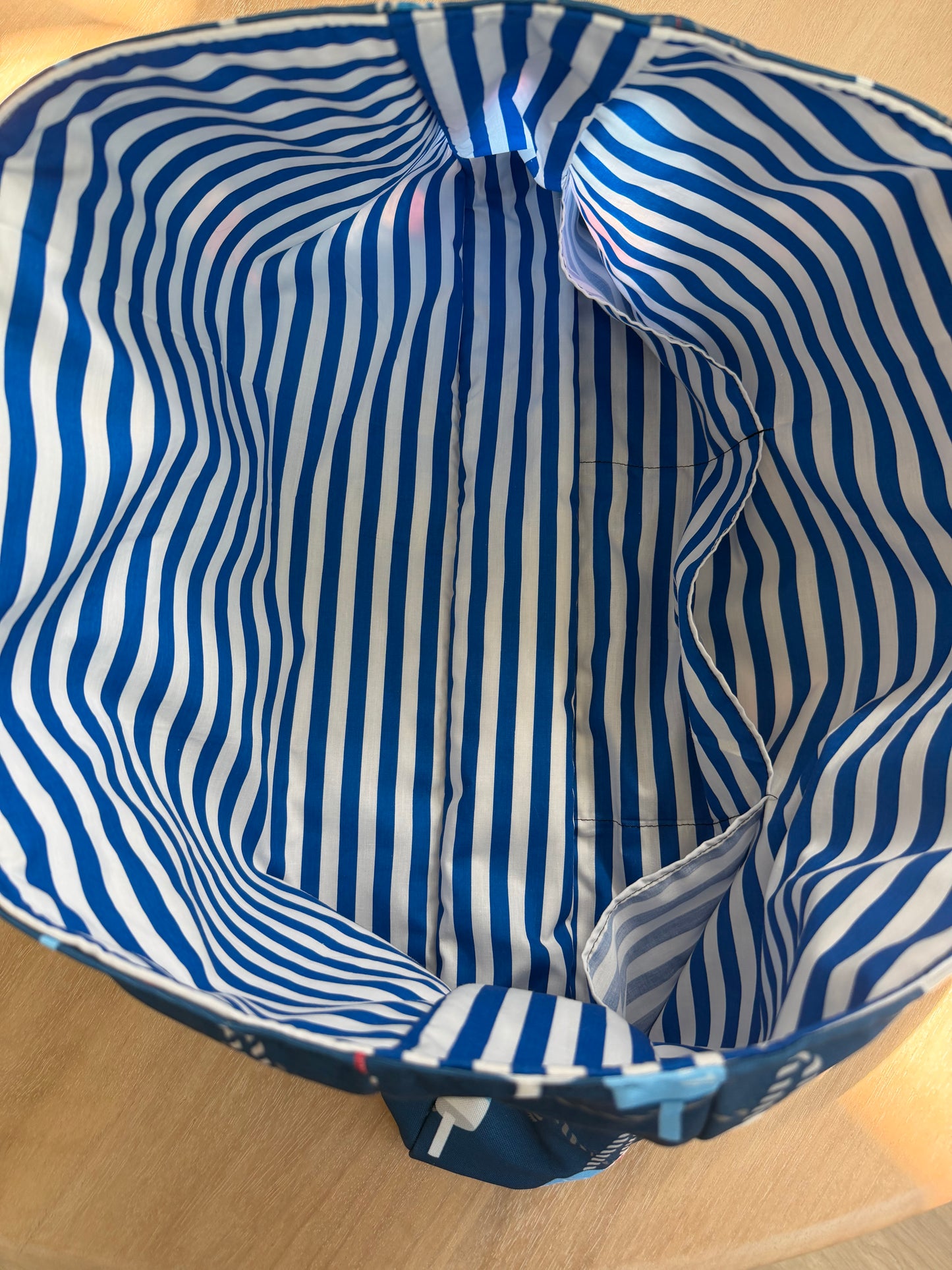 Mahjong Carryall Tote Summer Buoys