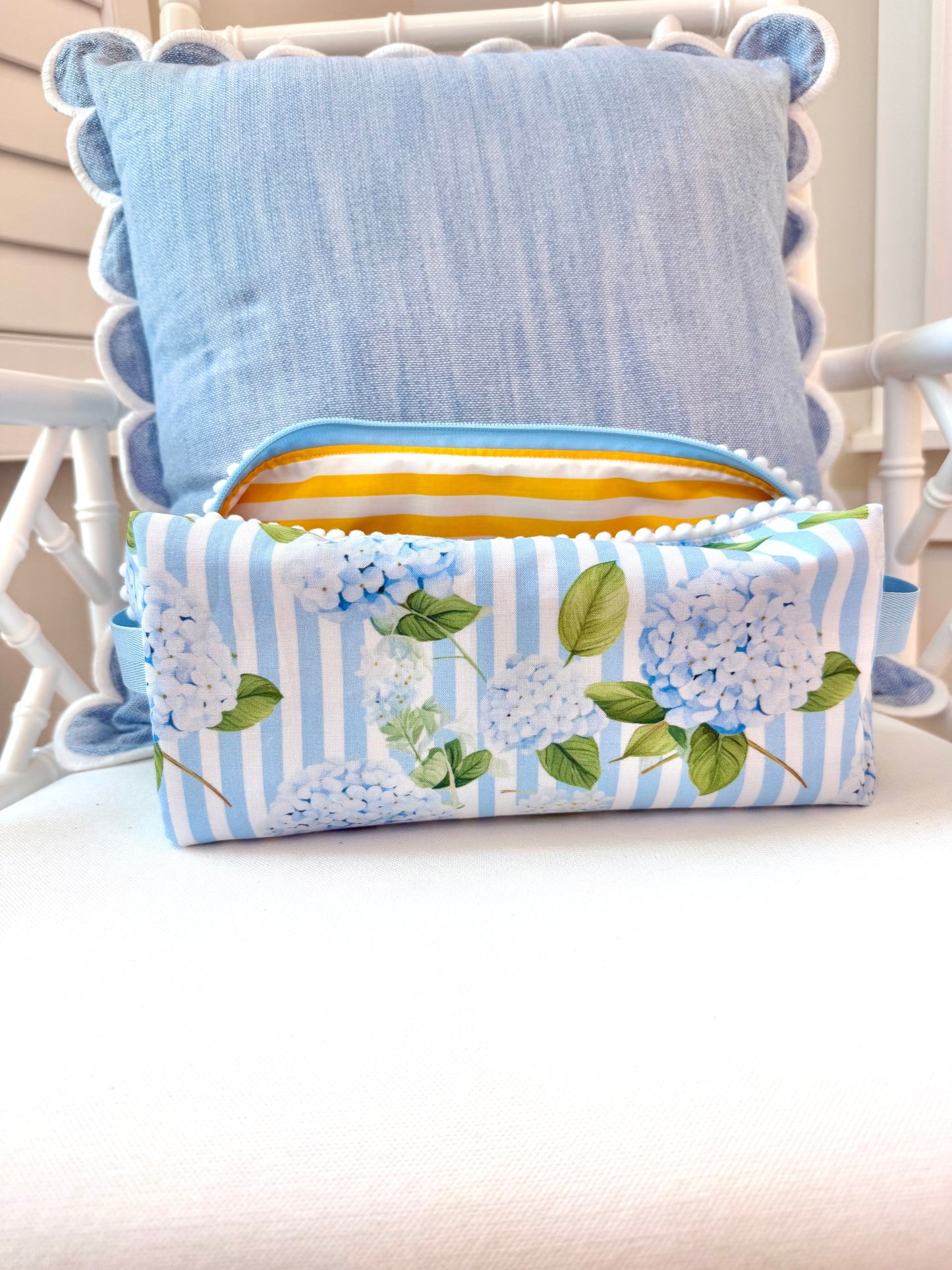 Blue Striped Hydrangea Mahjong Tile Bag